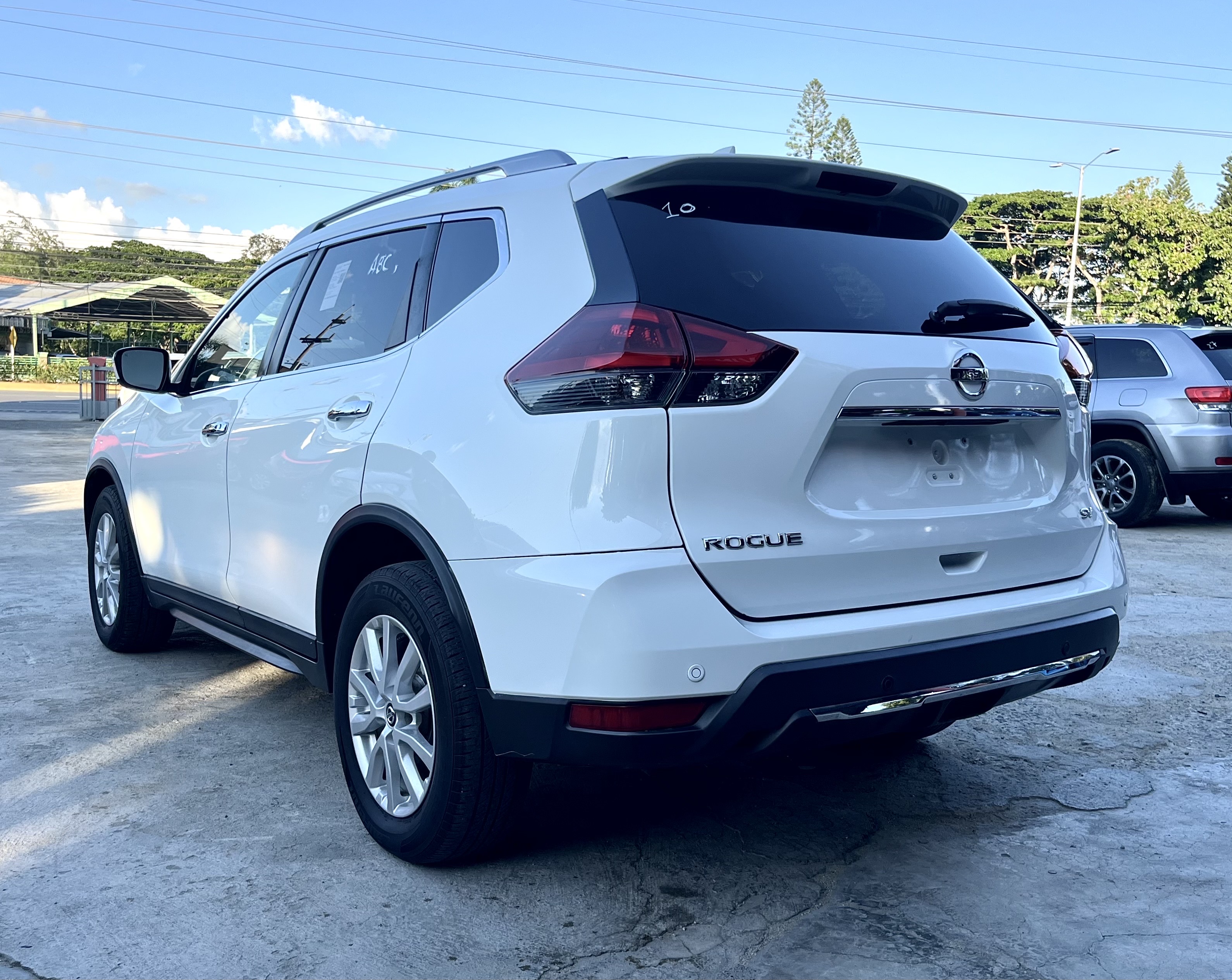 jeepetas y camionetas - Nissan Rogue 2019 SV - Clean carfax
 3