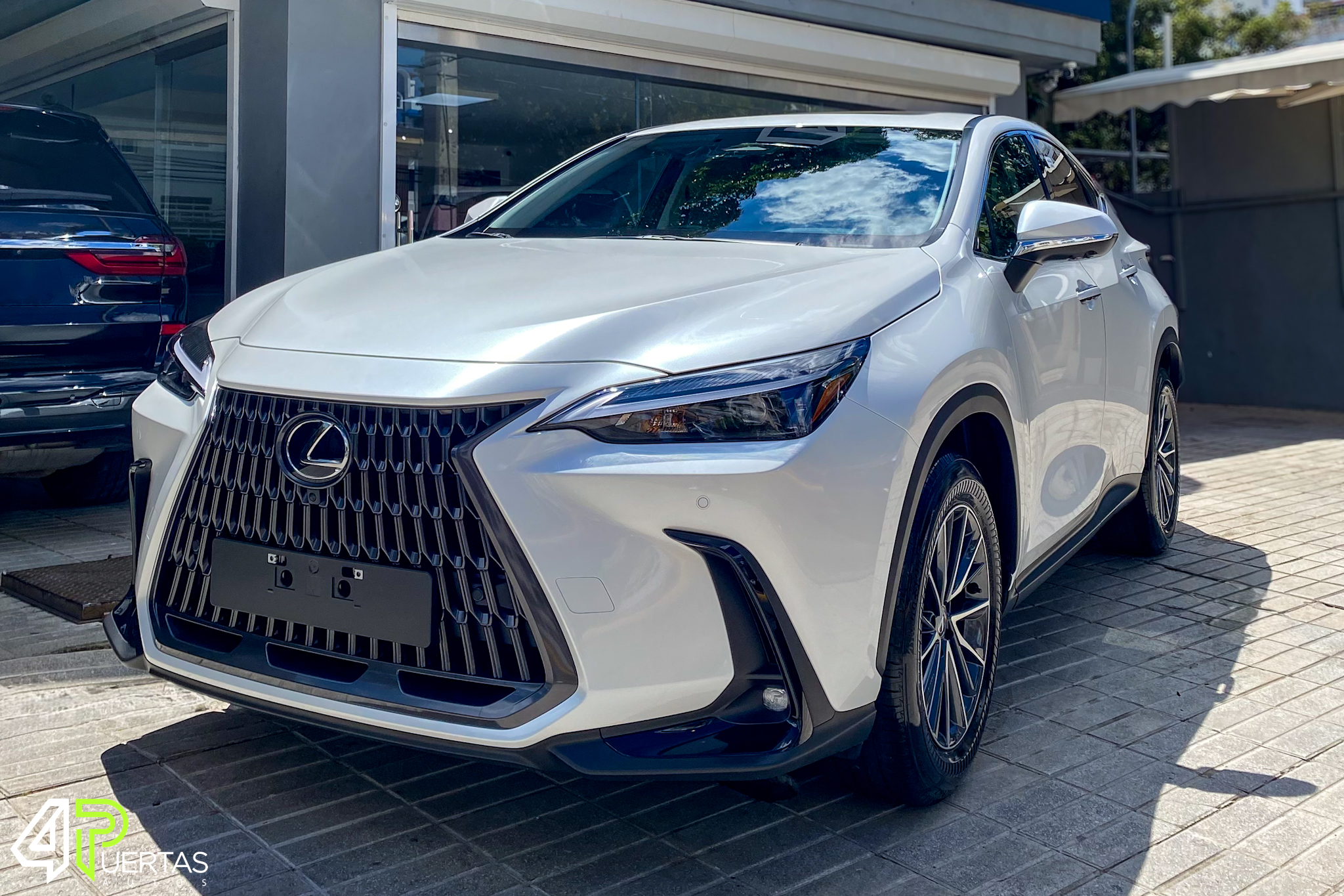 jeepetas y camionetas - LEXUS NX350 HIBRIDA