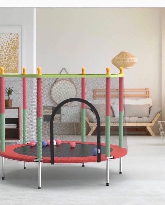 juguetes - Trampolin para niños medidas 48 x 55 pulgadas soporta hasta 220 libras Nuevo 