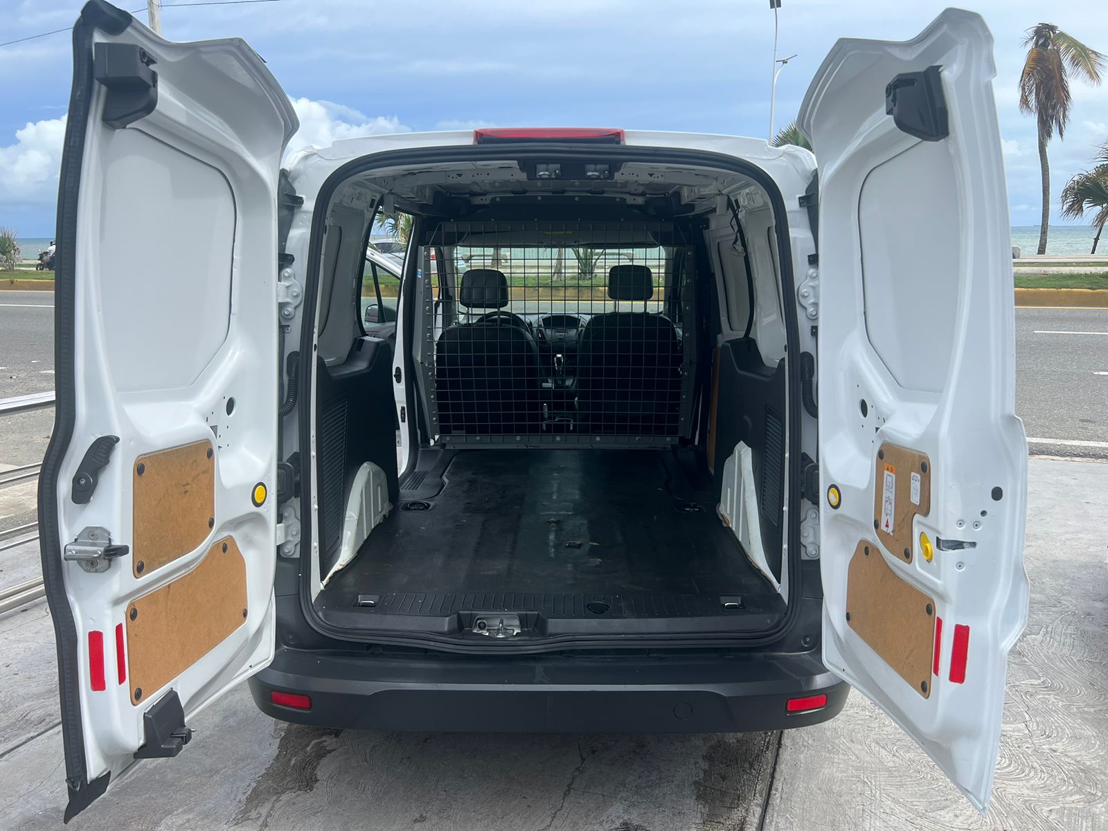 jeepetas y camionetas - Ford Transit Connect 2018 1