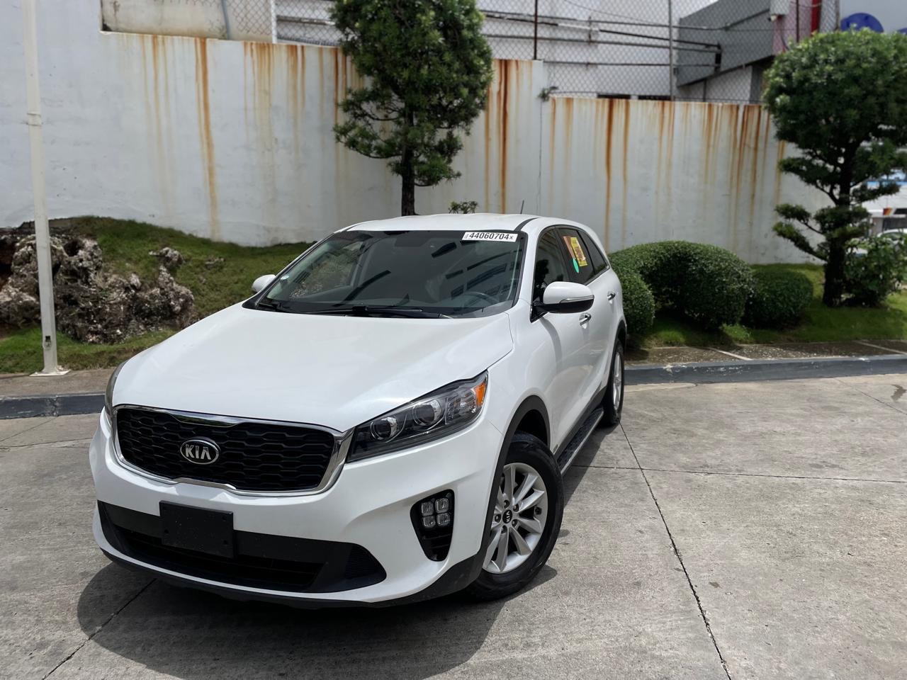 jeepetas y camionetas - KIA SORENTO LX 2019 INTERIOR EN PIEL PINTURA DE FABRICA COMPLETA CERO CHOQUES 8