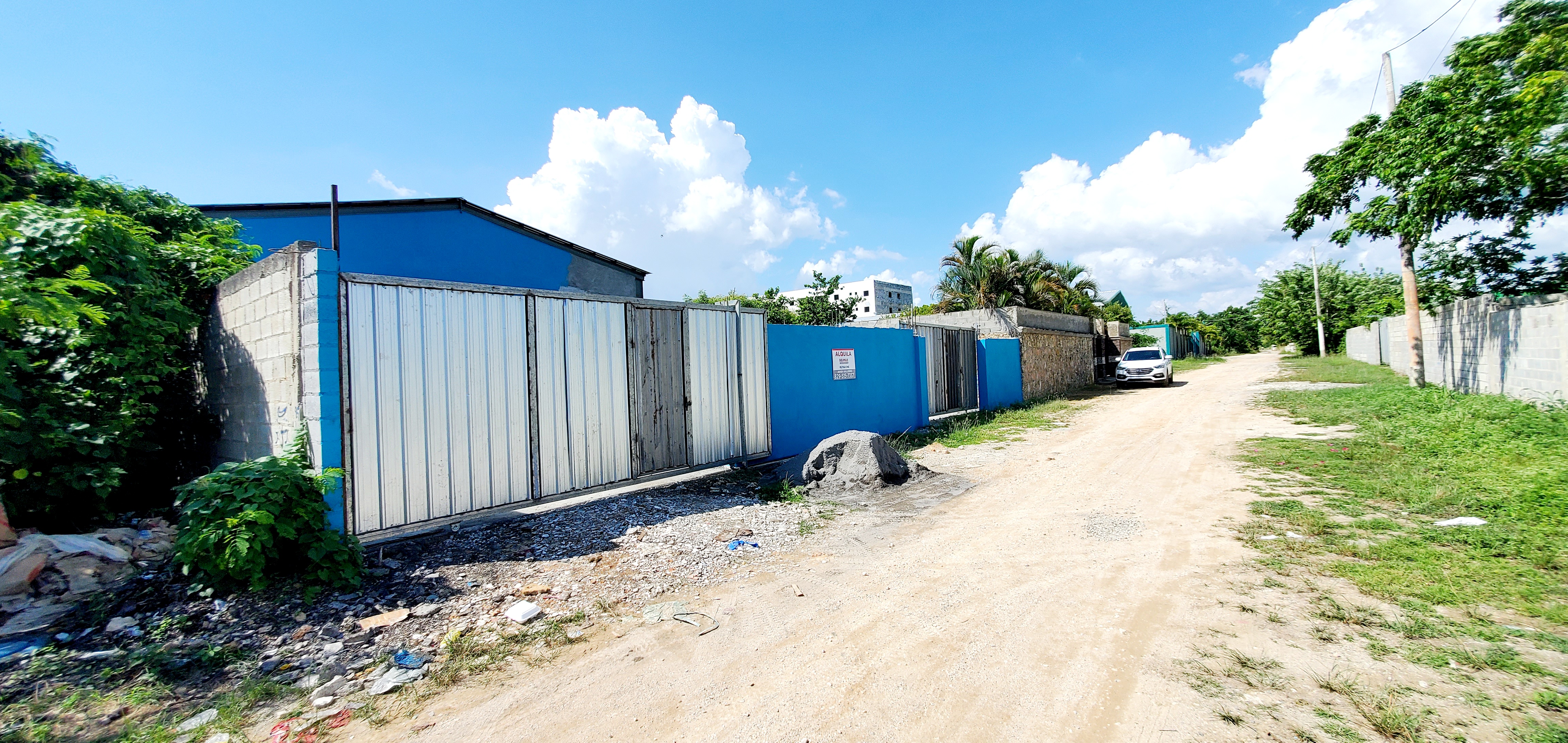 oficinas y locales comerciales - Nave industrial en alquiler en Las Américas 0