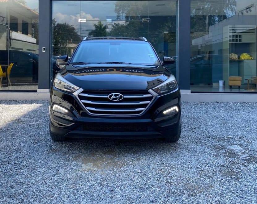 jeepetas y camionetas - Hyundai Tucson SE 2018 