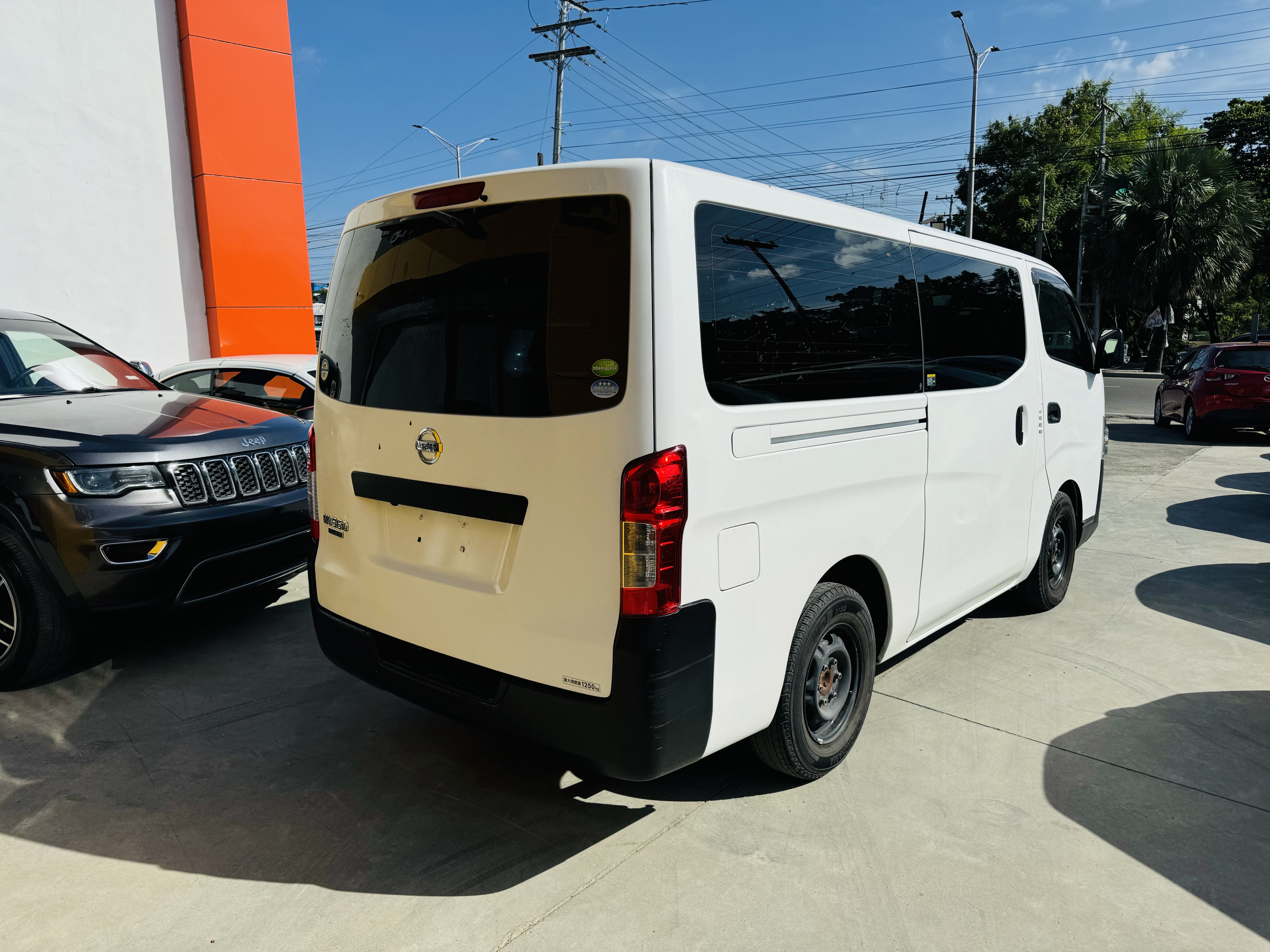 jeepetas y camionetas - Nissan NV 350 2018 ✅ Como nueva  4