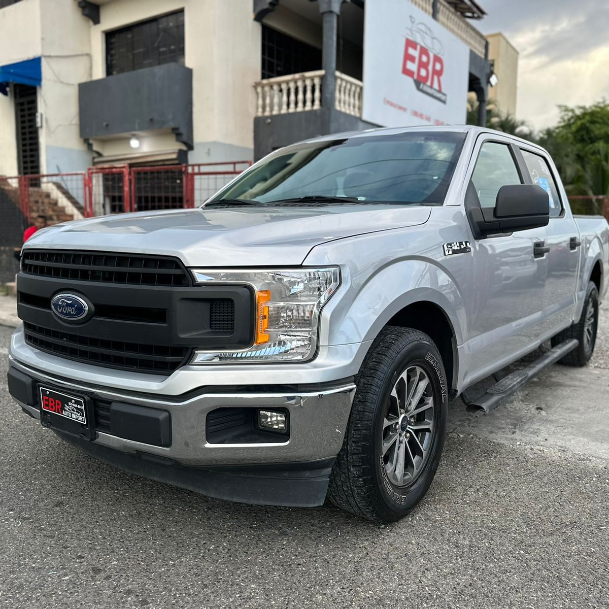 jeepetas y camionetas - Ford F-150 XLT 2018 
