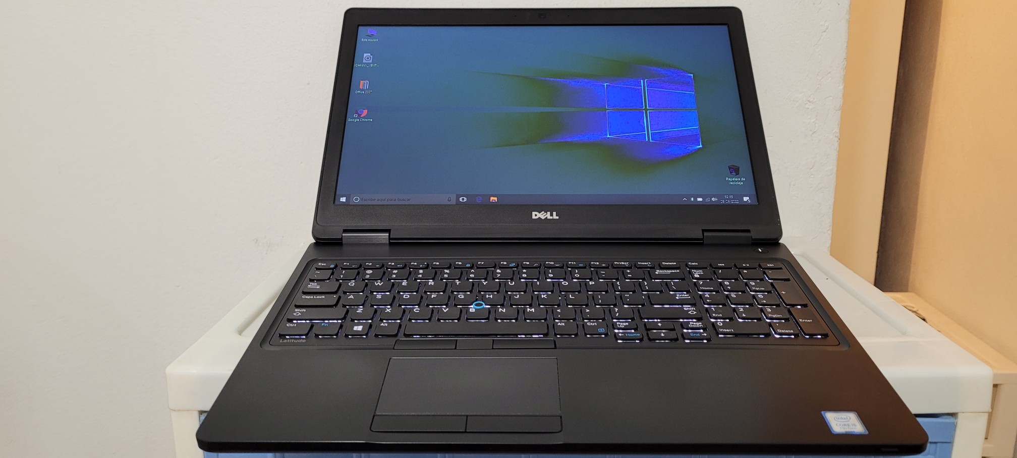 computadoras y laptops - Dell 5550 17 Pulg Core i7 Ram 12gb Disco 128gb SSD Wifi y Bluetoth