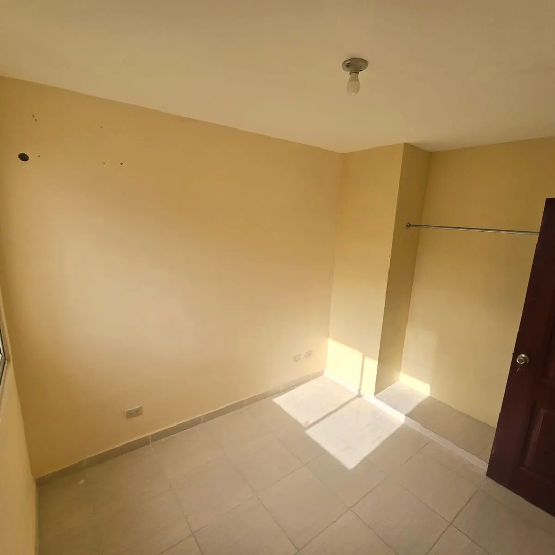 apartamentos - VENTA de Apartamento en Residencial Juan Rafael, Jacobo Majluta 6