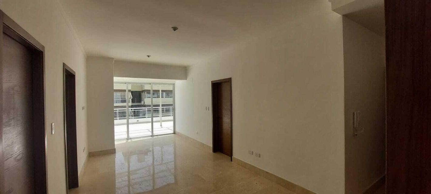 apartamentos - Venta de apartamento en Evaristo Morales 2