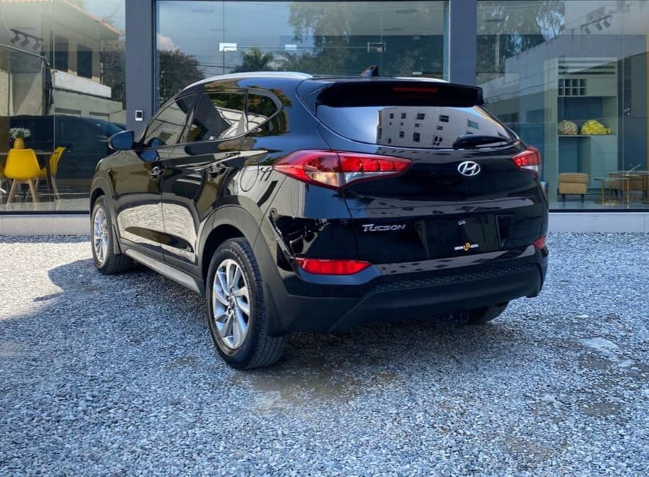 jeepetas y camionetas - Hyundai Tucson SE 2018  3