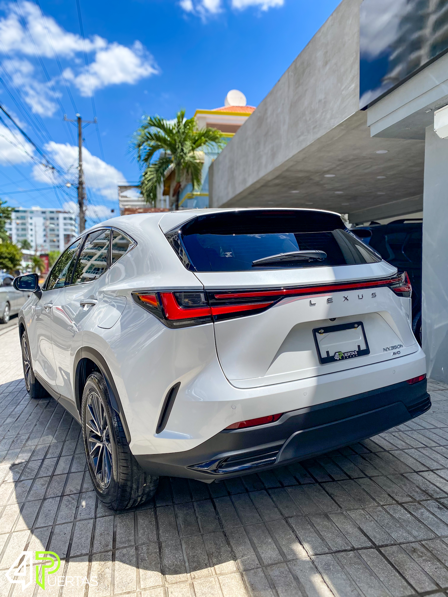 jeepetas y camionetas - LEXUS NX350 HIBRIDA 4