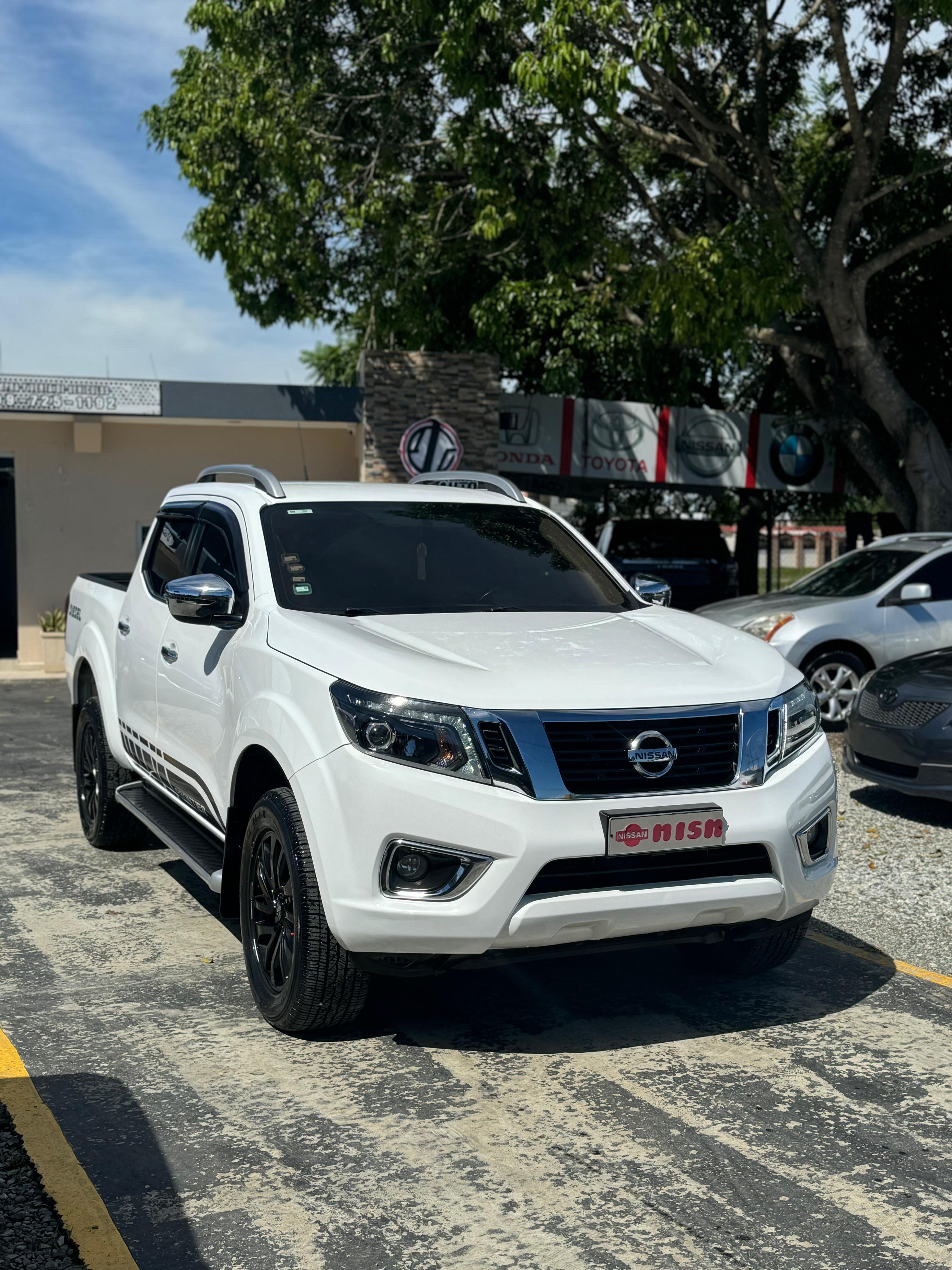 carros - INICIAL 610 mil pesitos 
2021 Nissan Frontier LE 
TE RECIBO TU VEHÍCULO 1