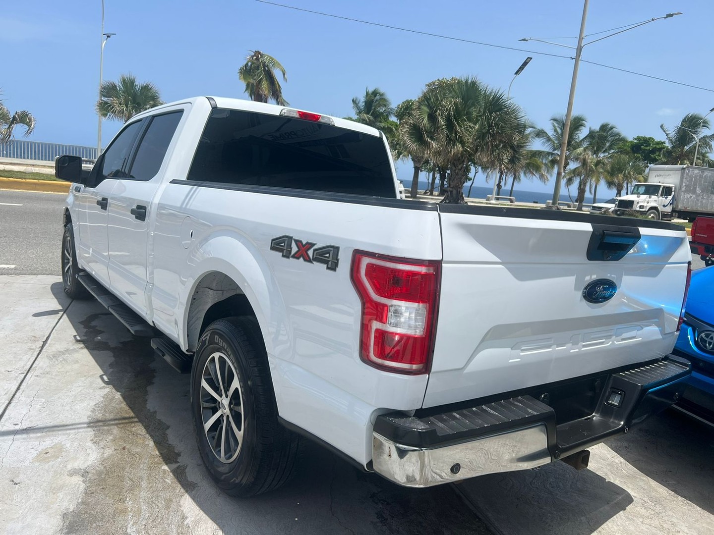 jeepetas y camionetas - Ford F 150 XLT 2018 6
