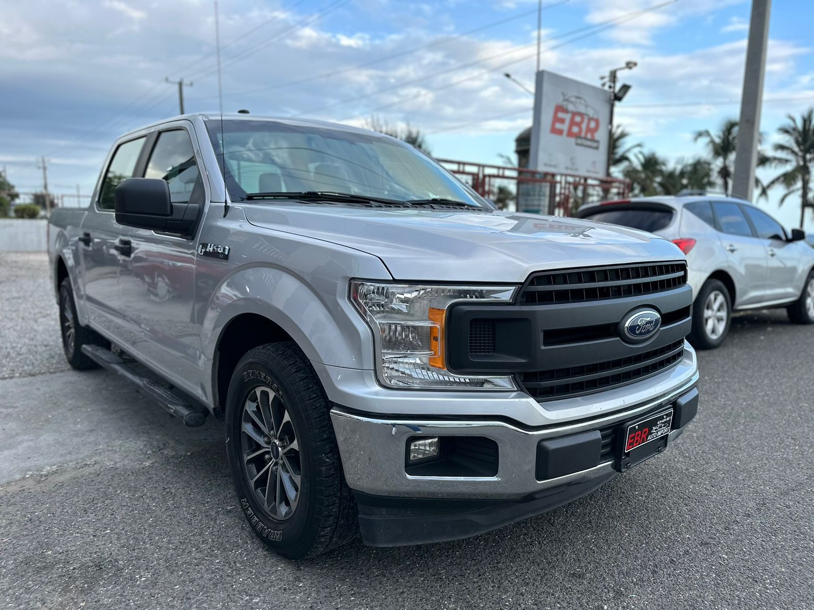 jeepetas y camionetas - Ford F-150 XLT 2018 
 1