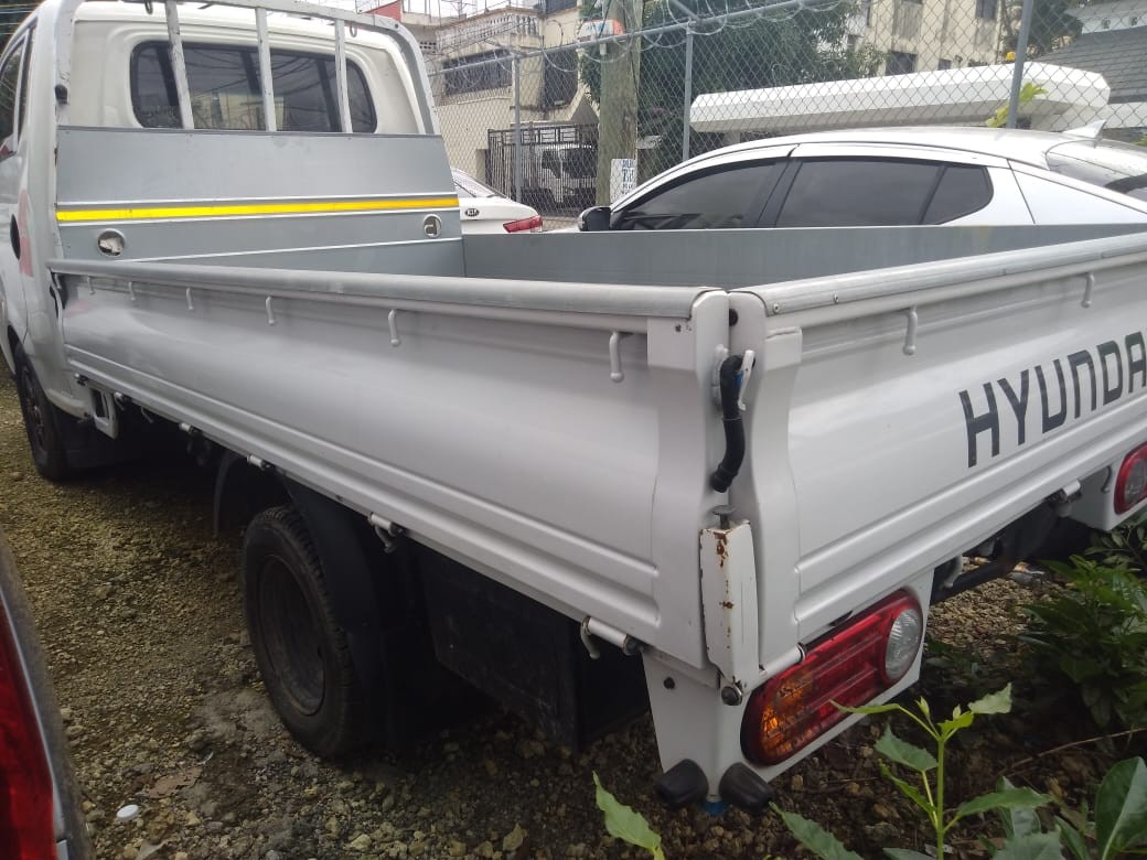 camiones y vehiculos pesados - HYUNDAI PORTER 2017 BLANCO 1