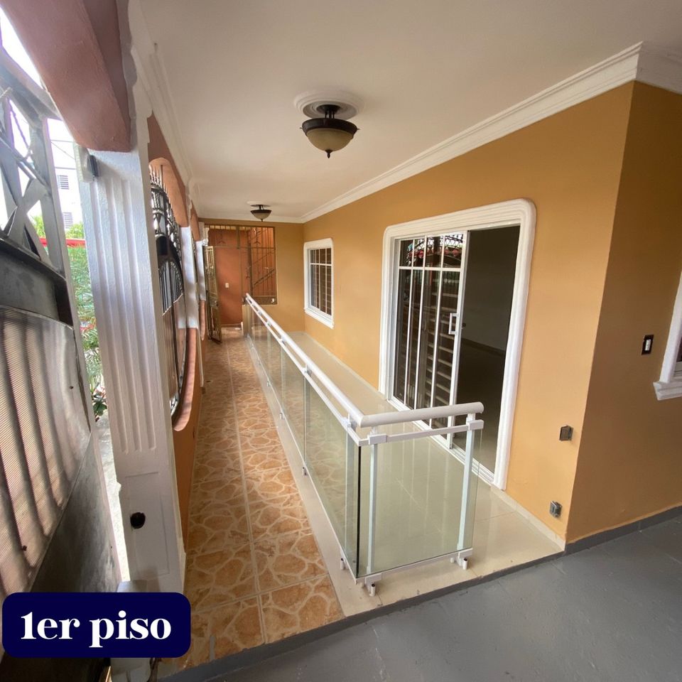 casas - Vendo casa en  Amalia, autopista san isidro   8