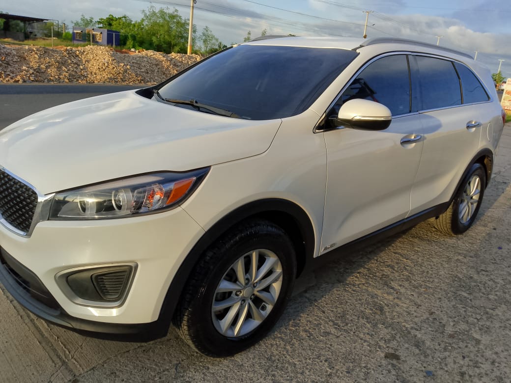 jeepetas y camionetas - 2016 KIA Sorento AWD (Americana) Como Nueva 1