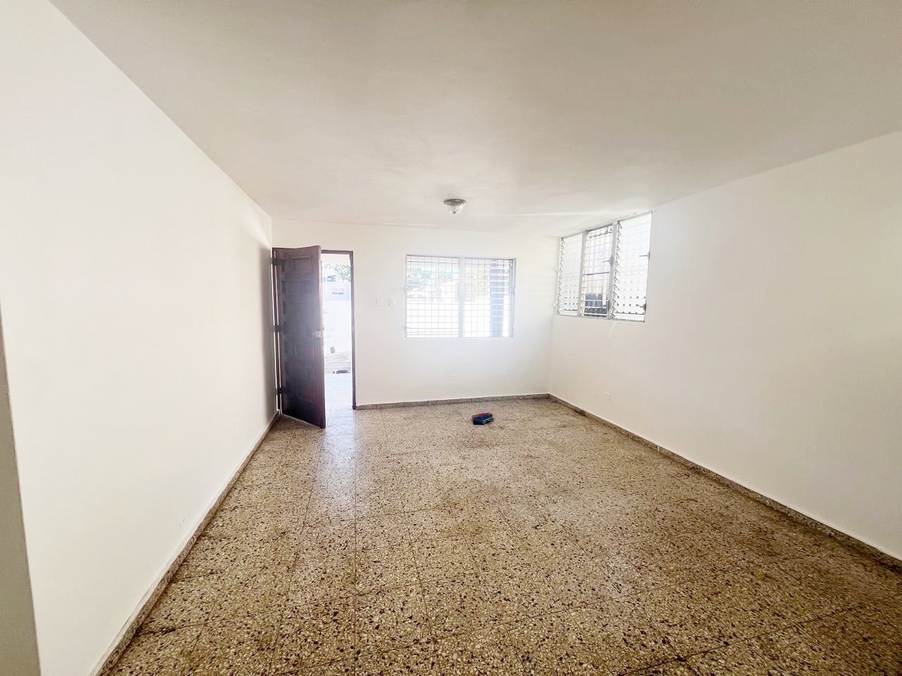 casas - Propiedad comercial  4