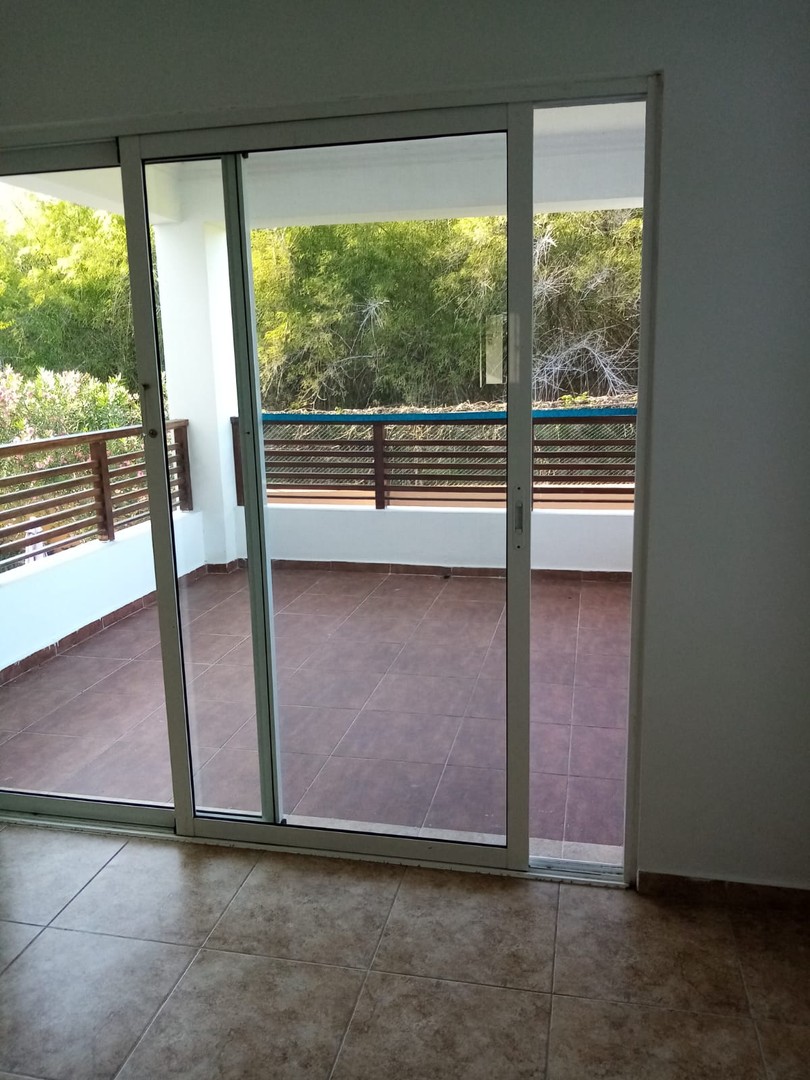 apartamentos - VENDO APARTAMENTO EN PUNTA CANA DE OPORTUNIDAD  2