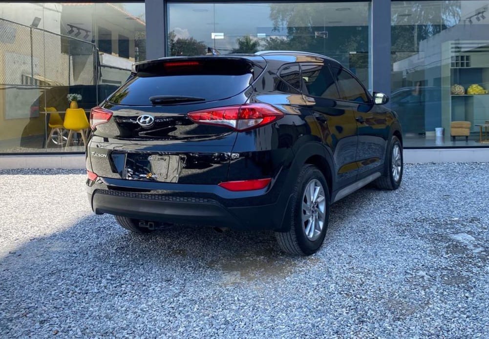 jeepetas y camionetas - Hyundai Tucson SE 2018  1