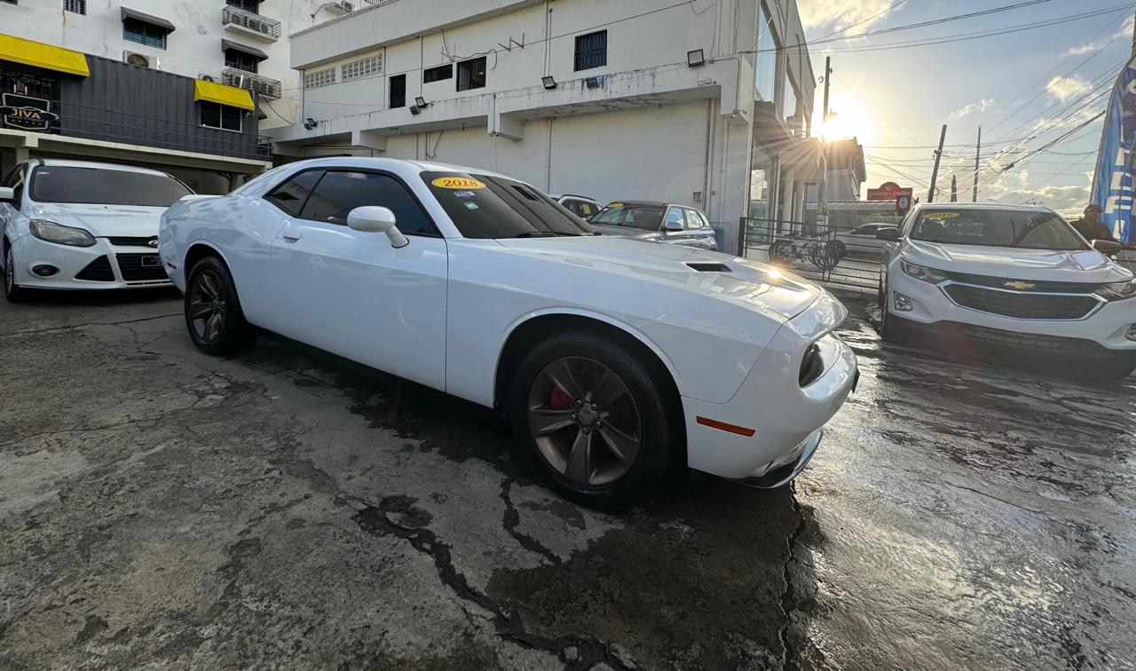 carros - 2018 Dodge Challenger SXT 7