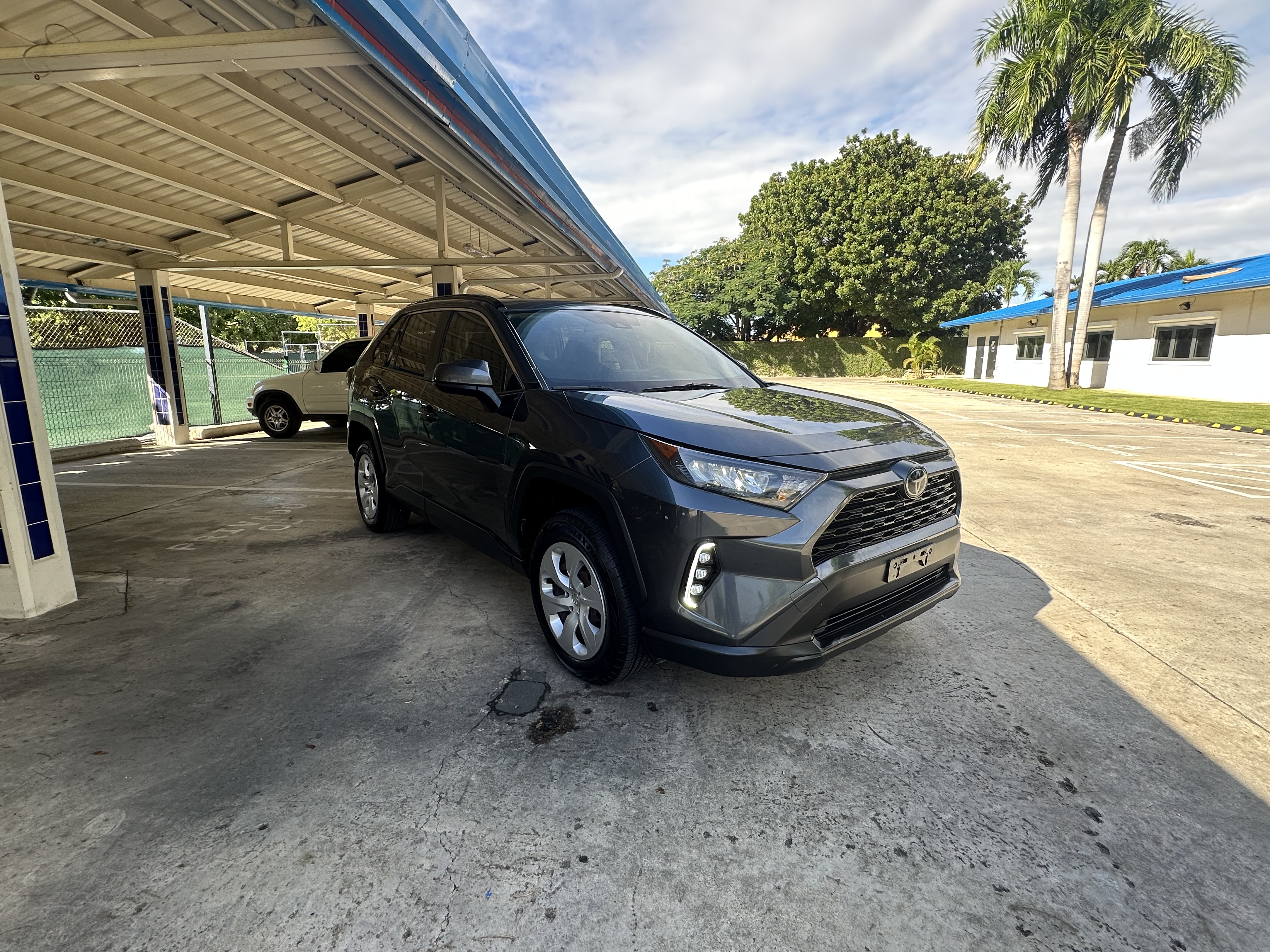 jeepetas y camionetas - Toyota Rav4 2019 LE  5