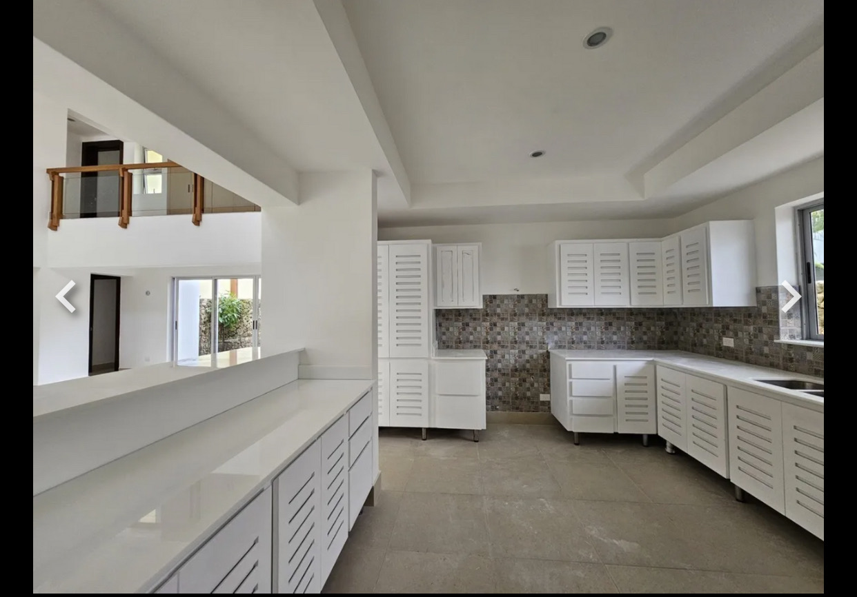 casas vacacionales y villas - Vendo hermosa en Punta Cana Village 5