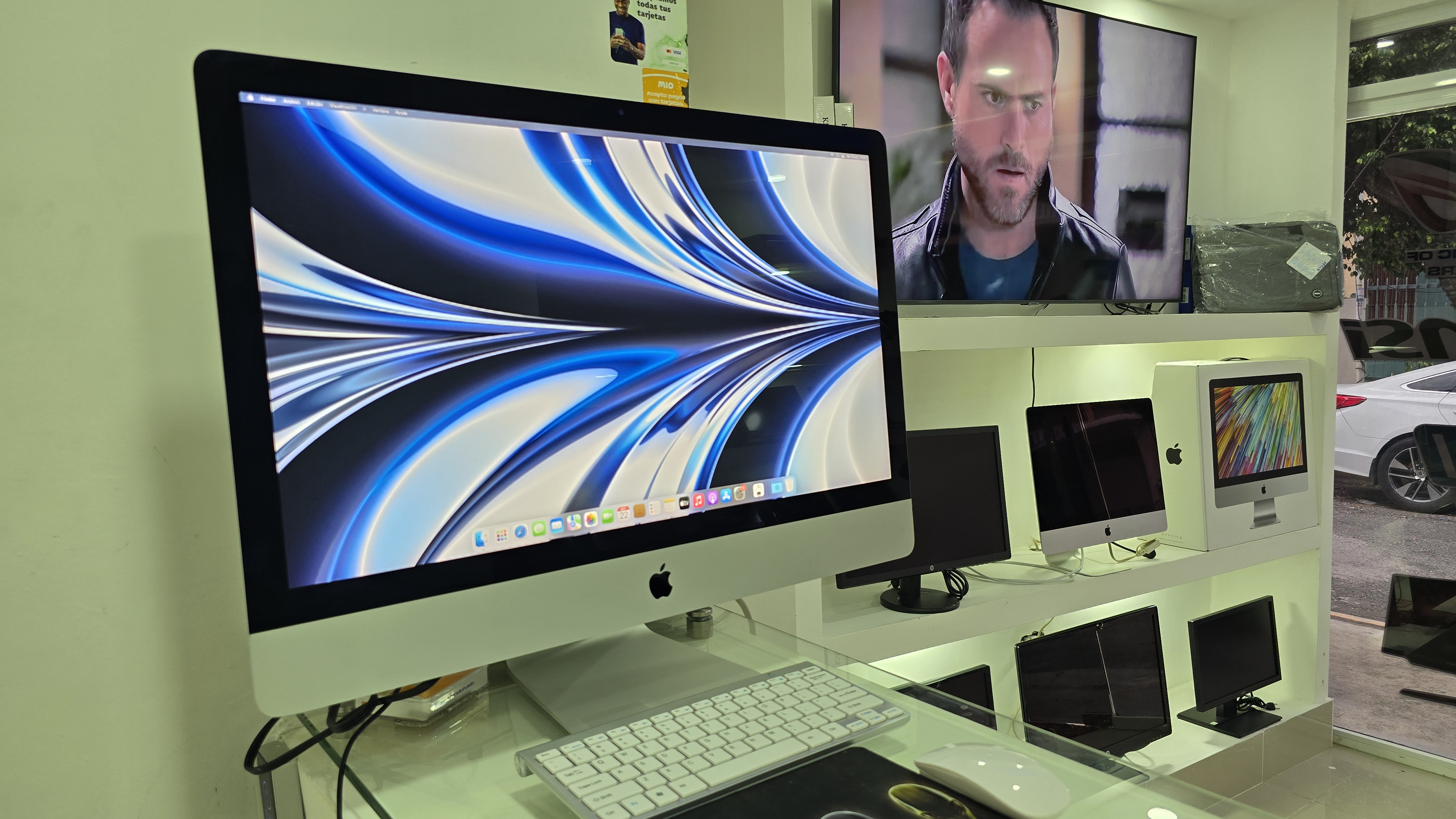 computadoras y laptops - imac 21 Pulg Retina 4K Core i7 3.2ghz Ram 16gb ddr4 Disco 512gb SSD año 2017