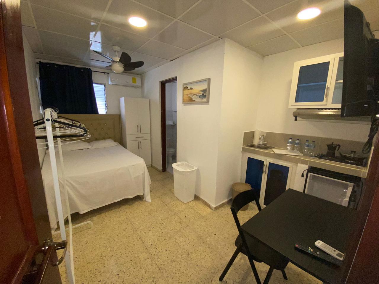 apartamentos - Alquiler Estudio, Avenida Delgado, Gazcue