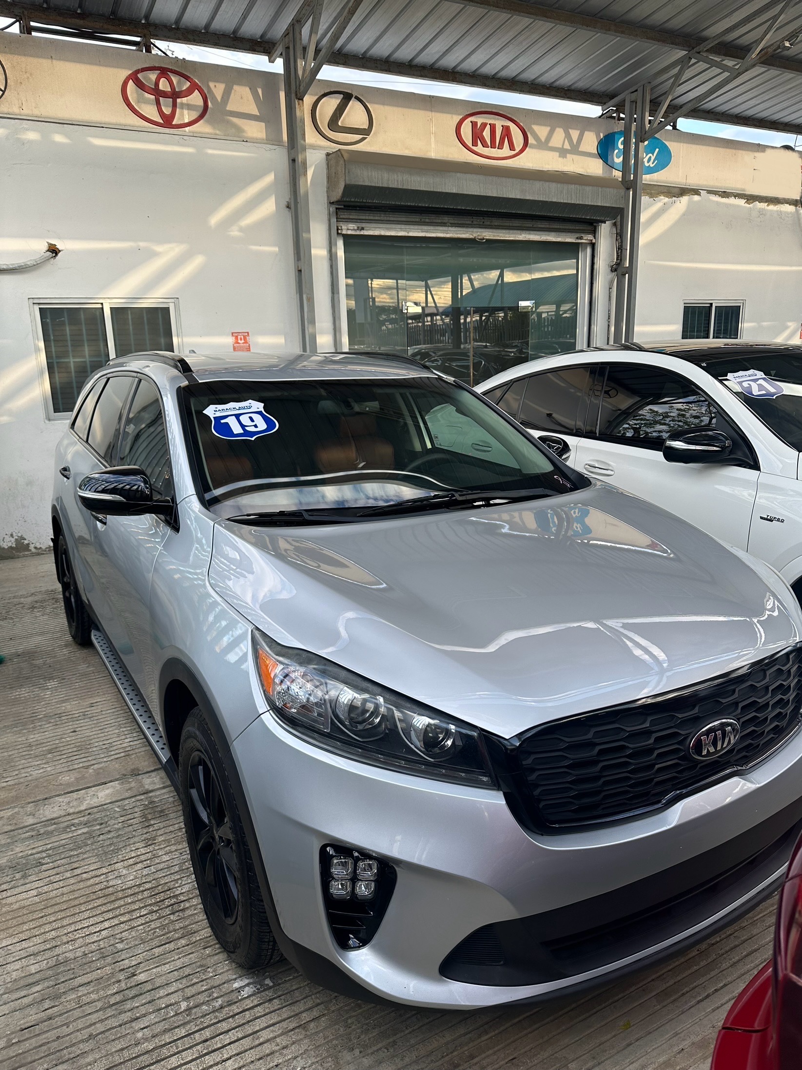 jeepetas y camionetas - KIA SORENTO LX 2019  3