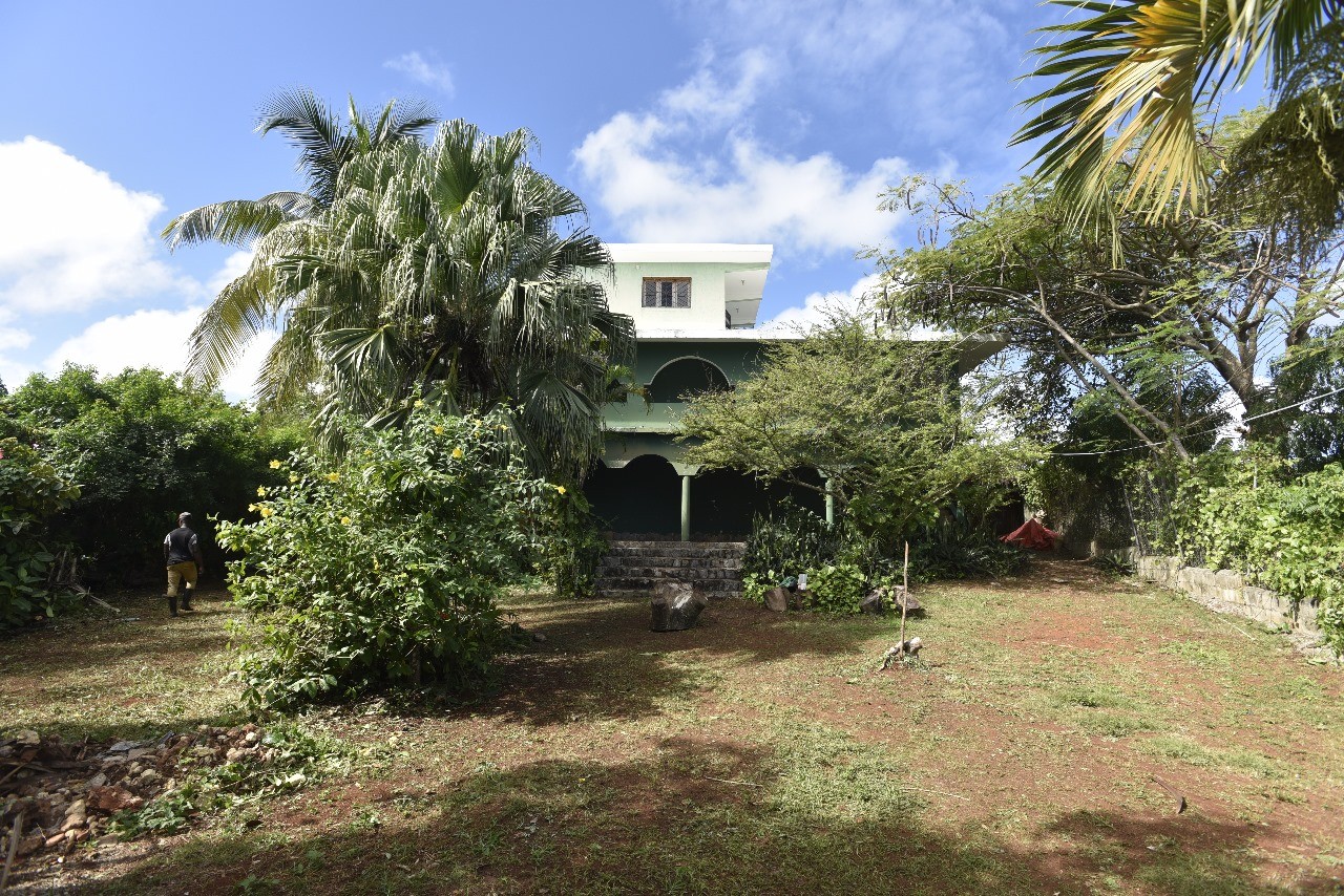 casas vacacionales y villas - Se vende una villa de oprtunidad al lado del chalet tropical Las Galeras Samanà 3