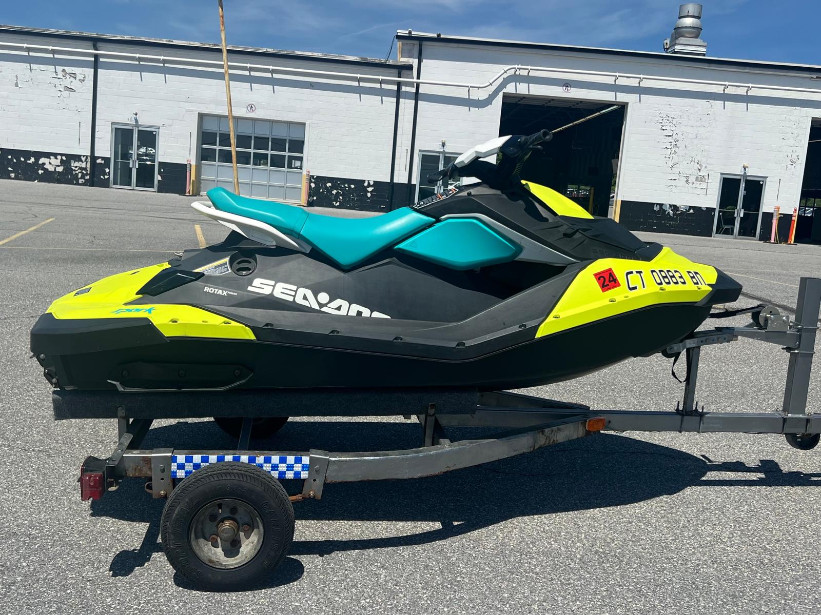 botes - 2019 JETSKI SEADOO SPARK 3