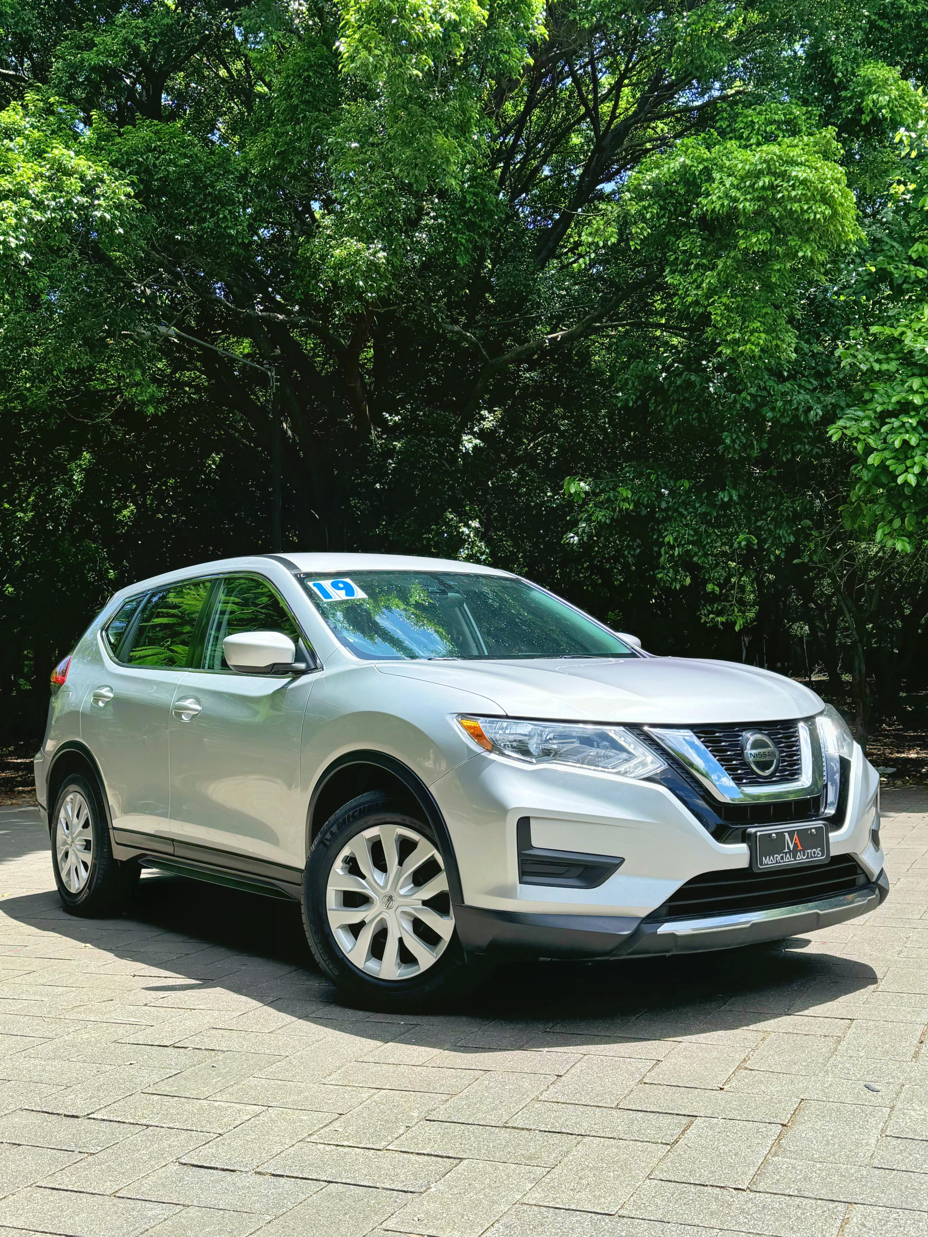 jeepetas y camionetas - No la encontraras al mejor precio y condiciones ven conocela Nissan rogué 2019 