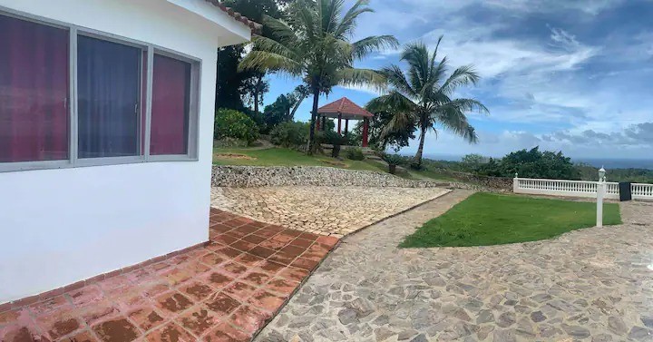 casas vacacionales y villas - En Alquiler Villa en Venta en Cabrera 9