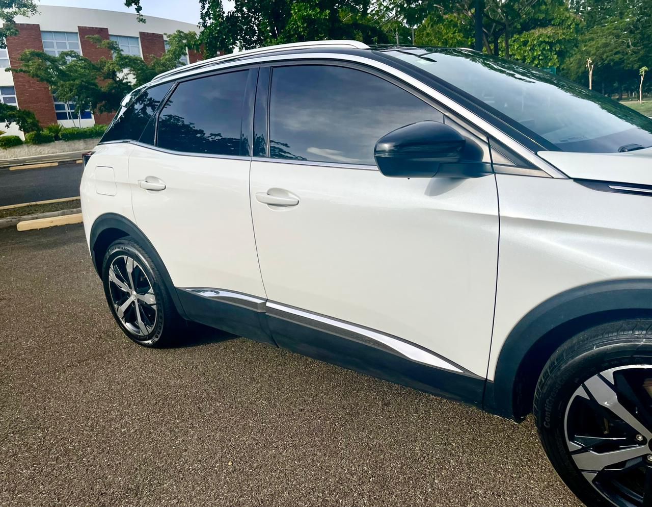 jeepetas y camionetas - Peugeot 3008 gt line 4