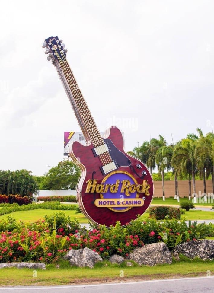 apartamentos - Vendo segundo nivel amueblado nuevo punta cana hard rock una habitación balcón  5