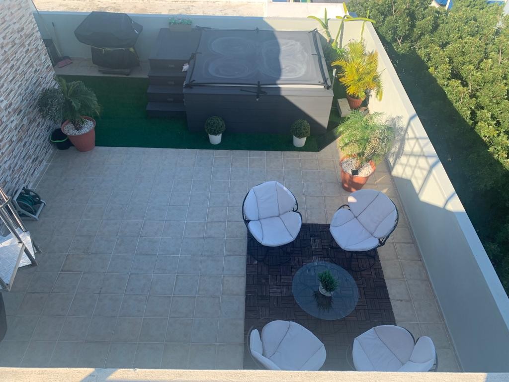 penthouses - Se vende apartamento tipo PH en La Zona Universitaria 4