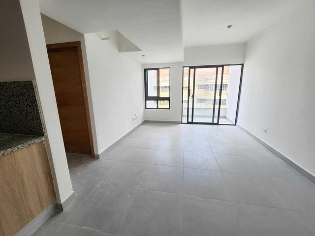 apartamentos - Apartamento en venta #23-1901 piso alto, ascensor, seguridad.