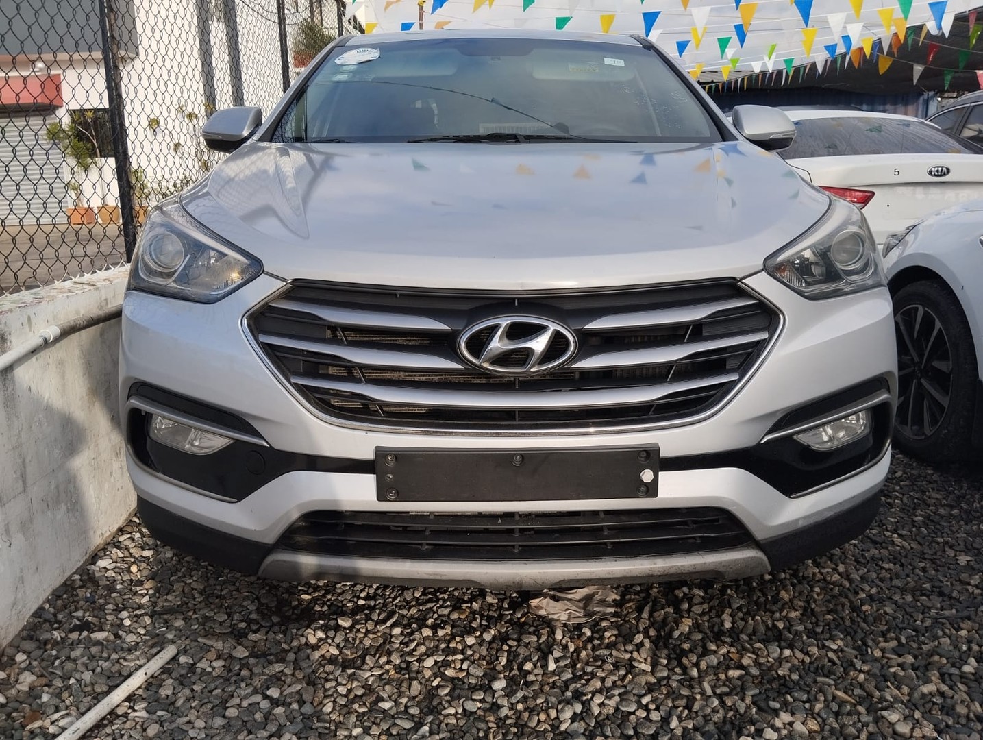 jeepetas y camionetas - HYUNDAI SANTA FE 2018 GRIS