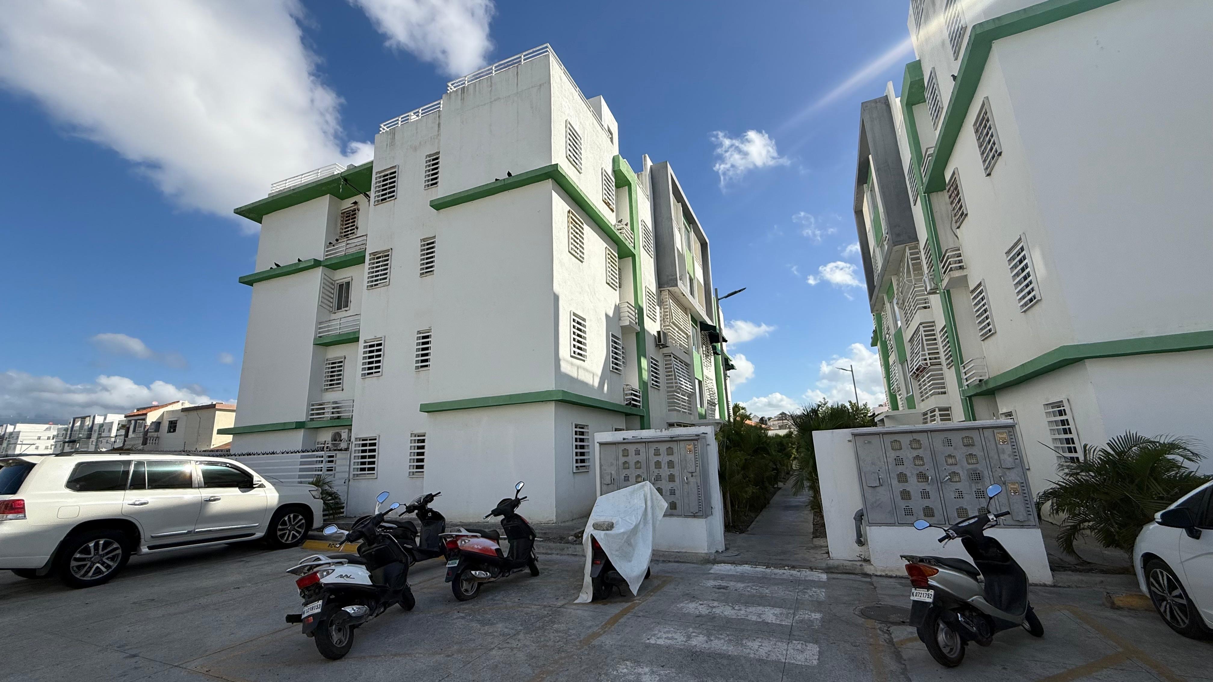 apartamentos - Vendo Apartamento en Bani, República Dominicana  2