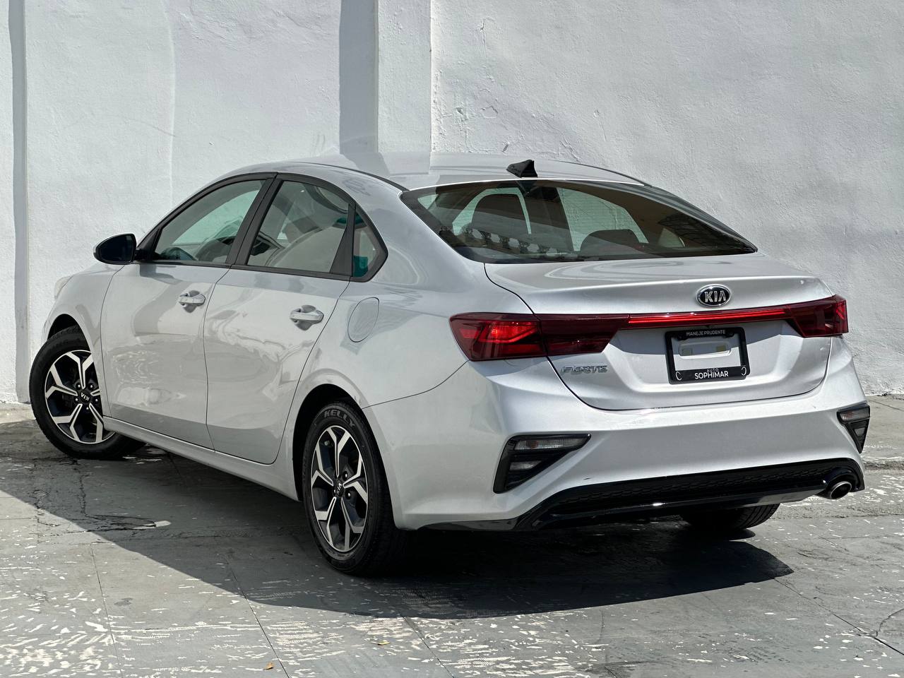 carros - KIA FORTE LXS 2019  4