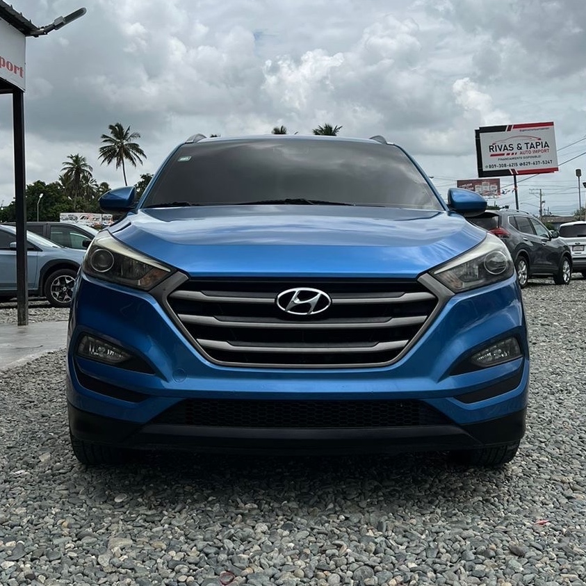 jeepetas y camionetas - Hyundai Tucson 2016 SE 