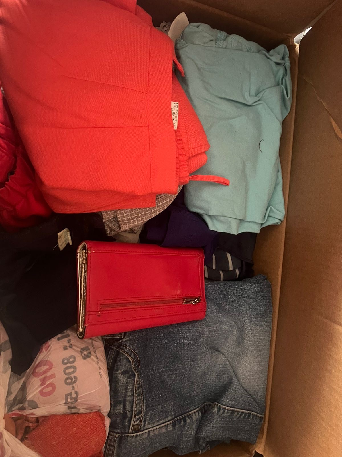 ropa para mujer - Cajas de ropa variada de buena caidad 1