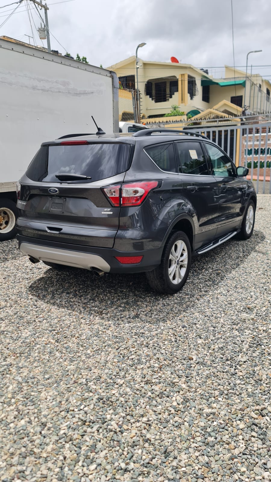 jeepetas y camionetas - Ford Escape SE 2018 / Clean CarFax / Recién Importada / Financiamiento 4