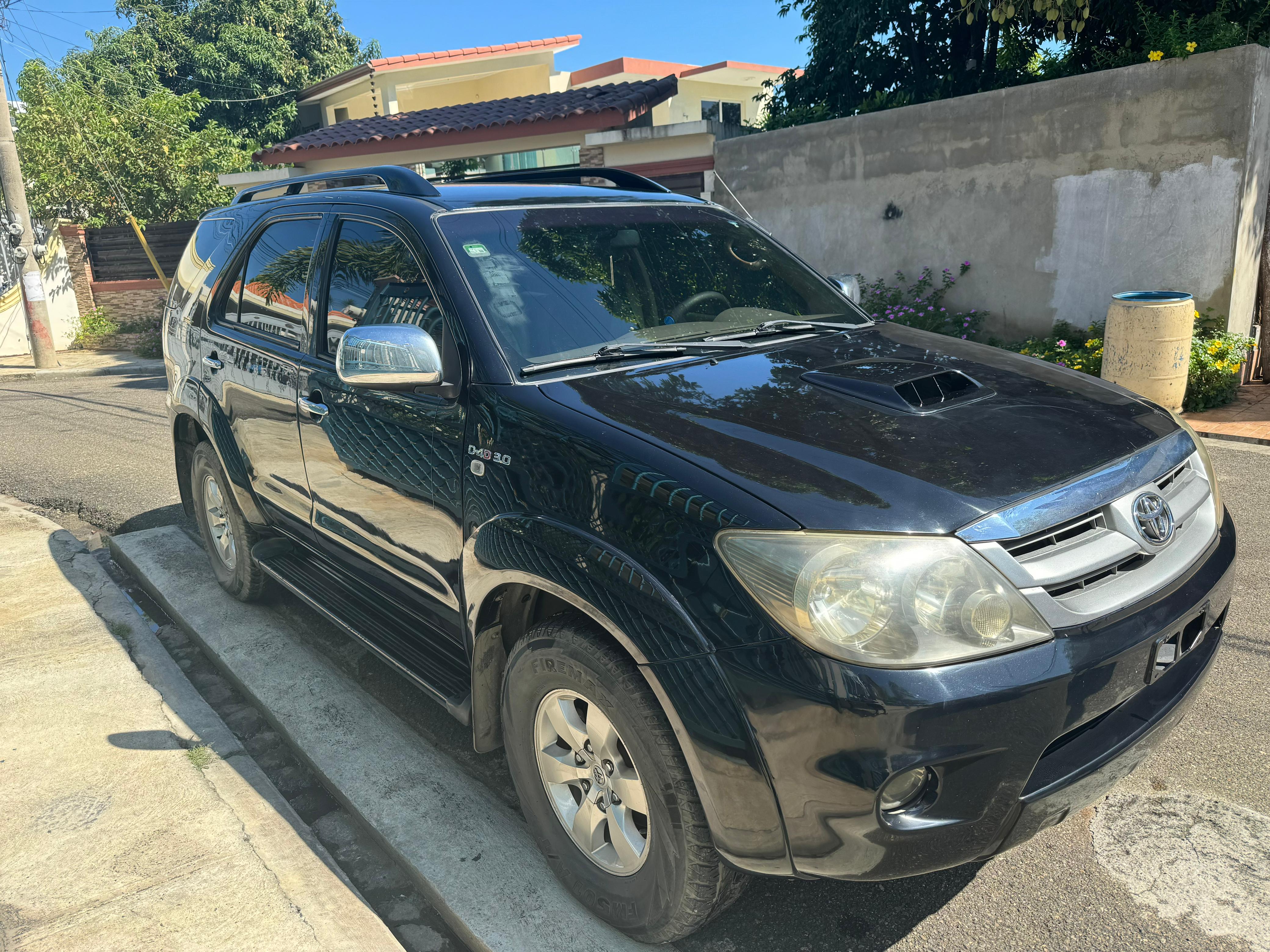 jeepetas y camionetas - Toyota fortuner 2008 3