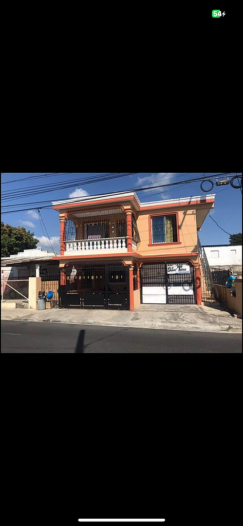 casas - dos casas en una en c/12 de julio frente al residencial las delicias Bonao. 2