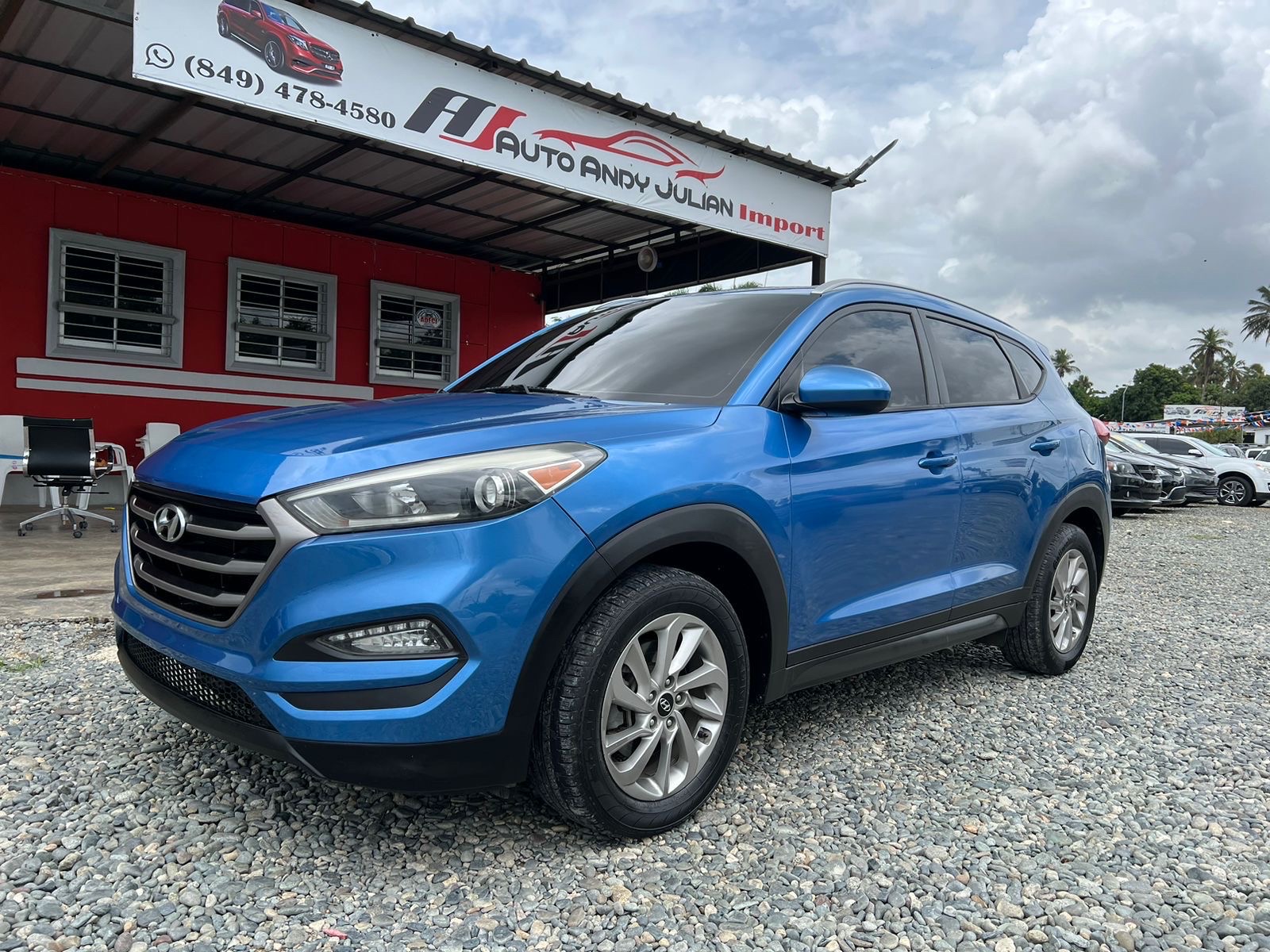 jeepetas y camionetas - Hyundai Tucson 2016 SE  1