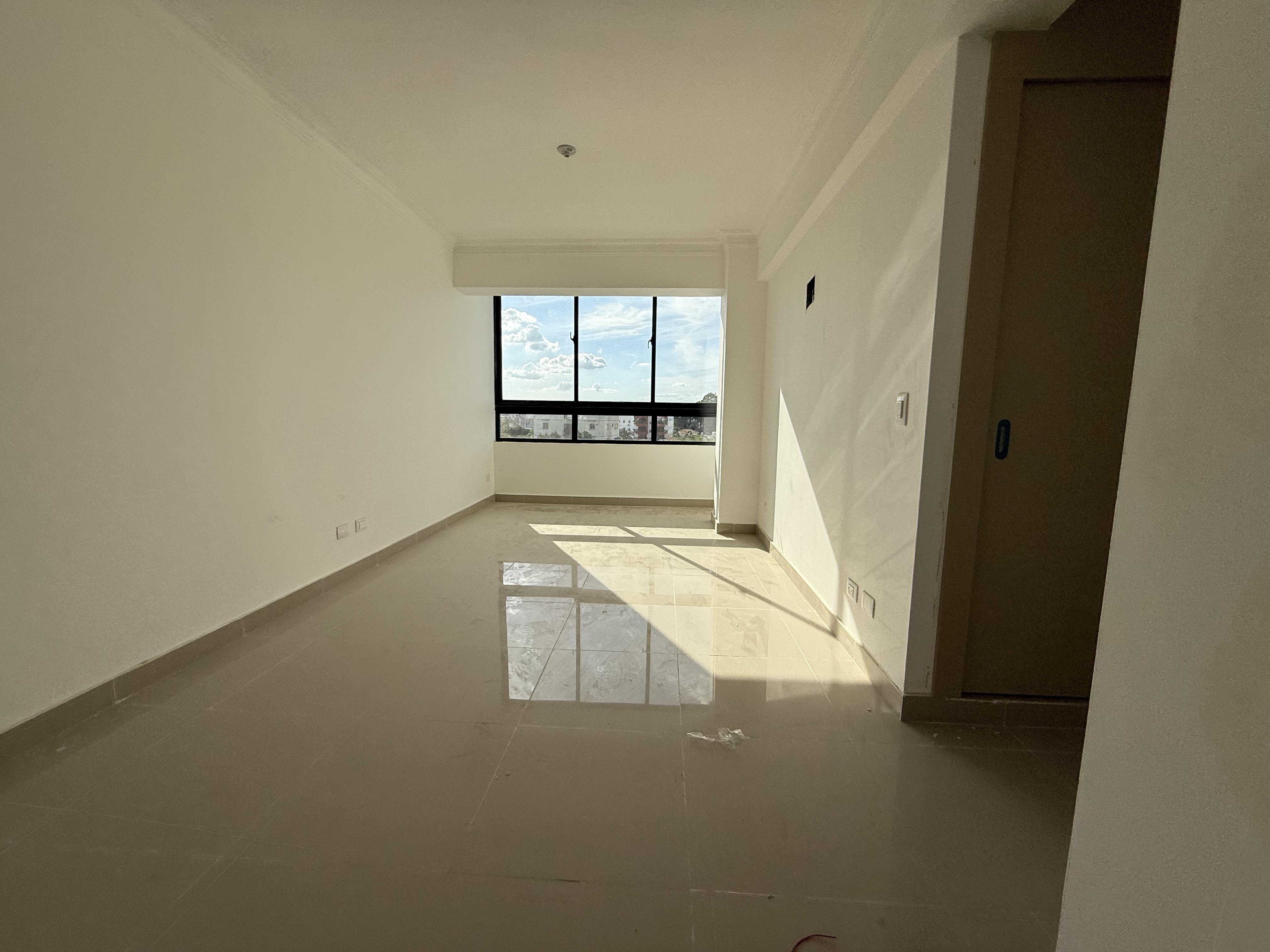 apartamentos - Vendo nuevo Independencia precio US$165,000 Aparta