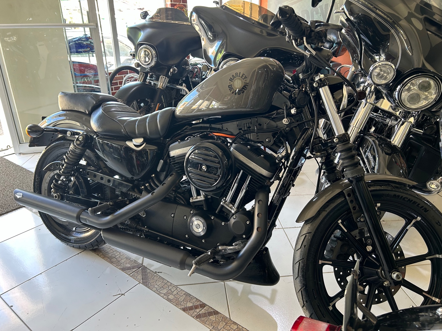 motores y pasolas - Harley Davidson 883 año 2019 2