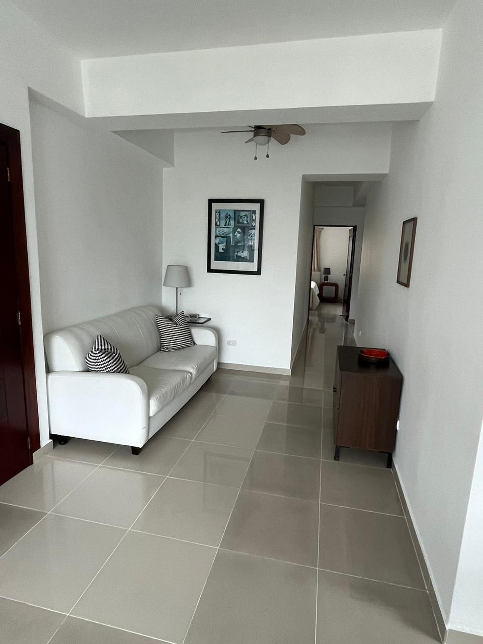 apartamentos - Vendo ensanche naco dos habitaciones dos baños par 8