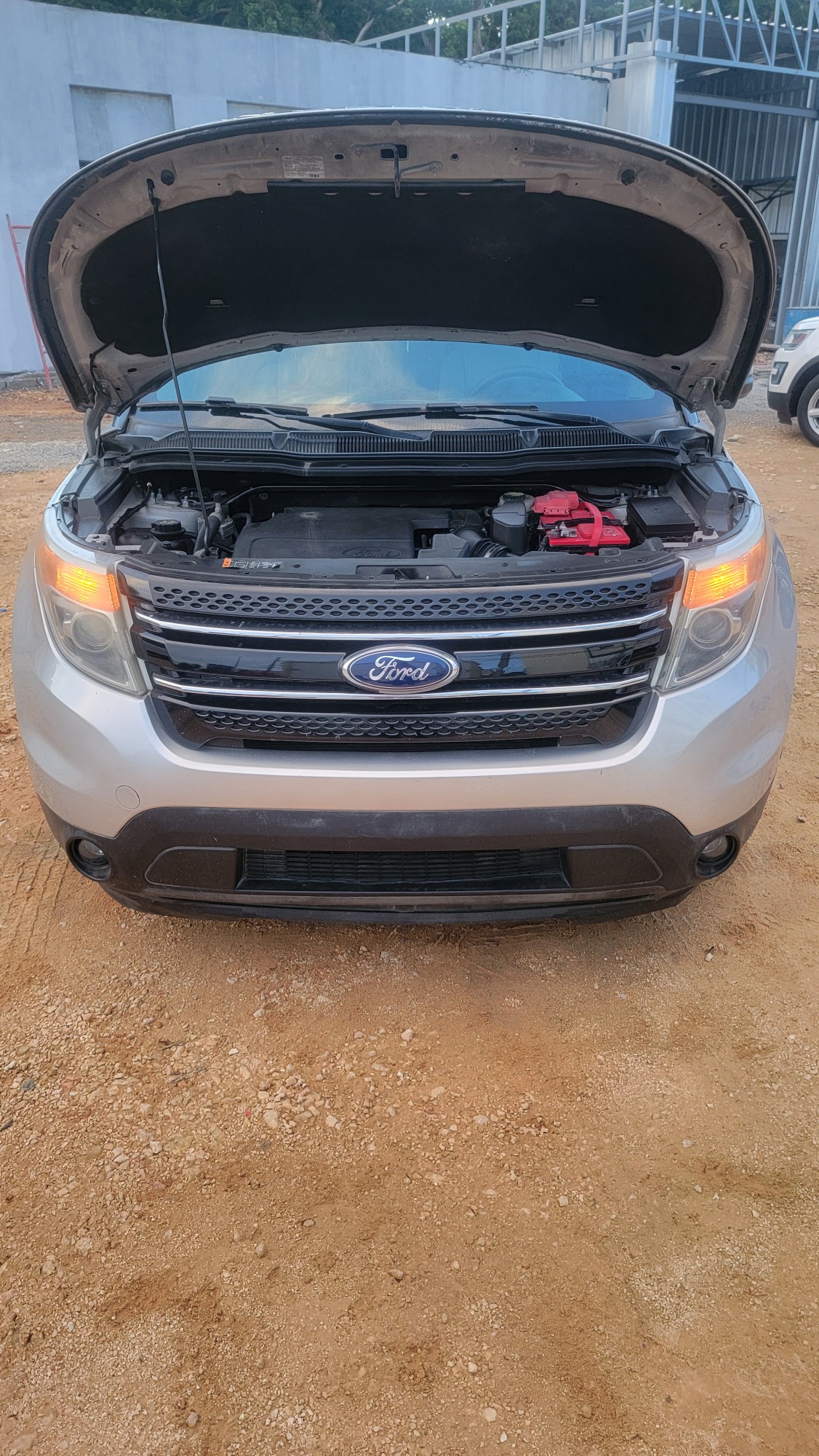 jeepetas y camionetas - FORD EXPLORER XLT 4WD 2015 9